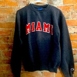 Crewneck sweatshirt, gray